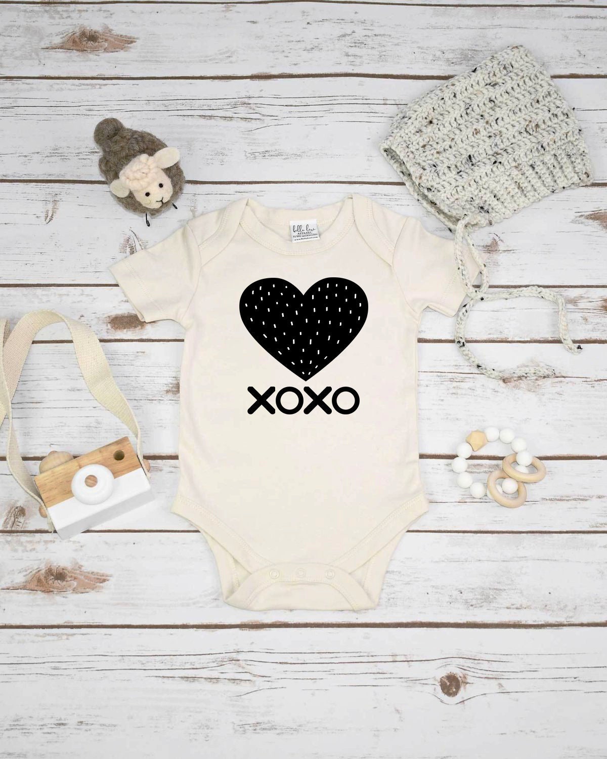 Baby Shower Gift, XOXO, Organic Baby Gift, Baby Shower Gift, Rainbow Baby, Organic Baby, Organic Bodysuit, Organic Baby Clothes, Easter Gift